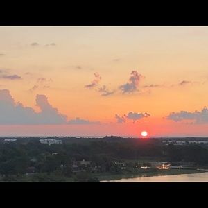 Meet your Posher, Jenn